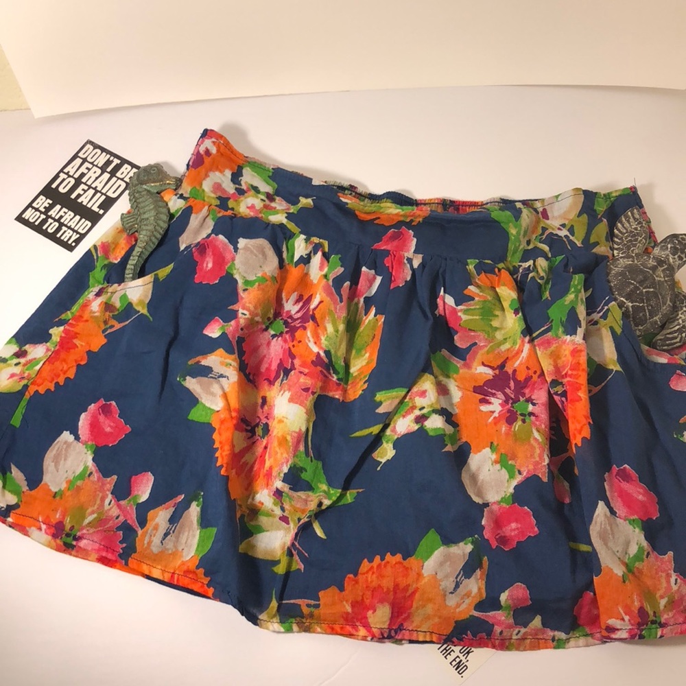 Aeropostale floral mini skirt